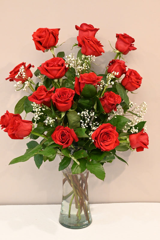 18 Red roses